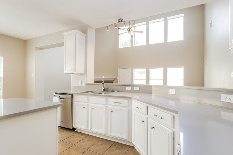 2,640/Mo, 20102 Louetta Crossing Dr Spring, TX 77388 Kitchen View