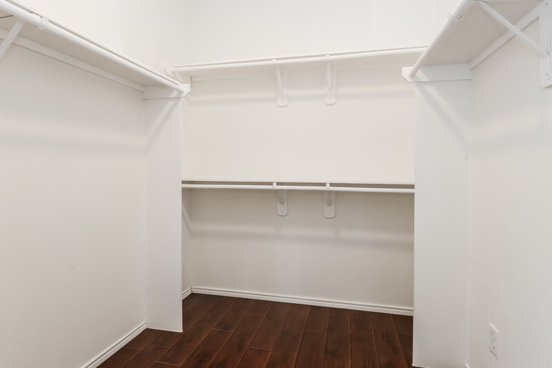 2,640/Mo, 20102 Louetta Crossing Dr Spring, TX 77388 Walk In Closet View