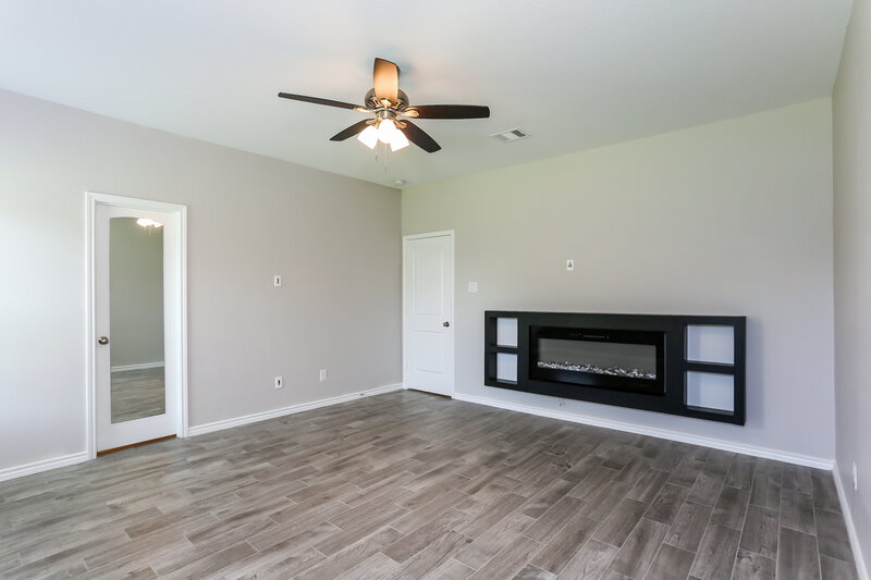 2,475/Mo, 18027 Svensson Slade Ln Houston, TX 77044 Main Bedroom View 2
