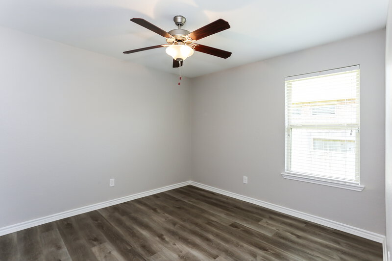 2,475/Mo, 18027 Svensson Slade Ln Houston, TX 77044 Bedroom View