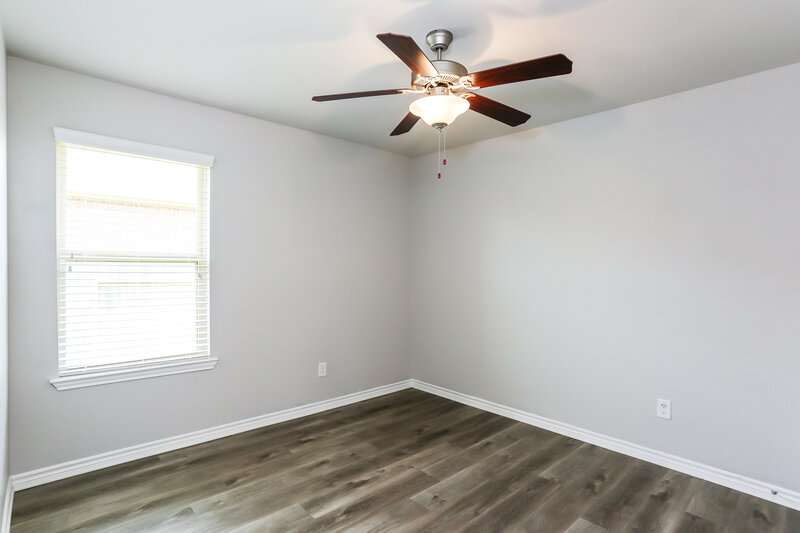 2,475/Mo, 18027 Svensson Slade Ln Houston, TX 77044 Bedroom View 2