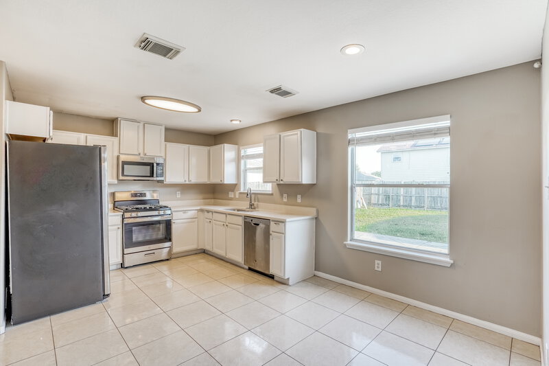 2,165/Mo, 7931 Evergreen Terrace Ln Houston, TX 77040 Breakfast Nook View