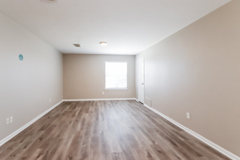 2,250/Mo, 7931 Evergreen Terrace Ln Houston, TX 77040 Play Room View