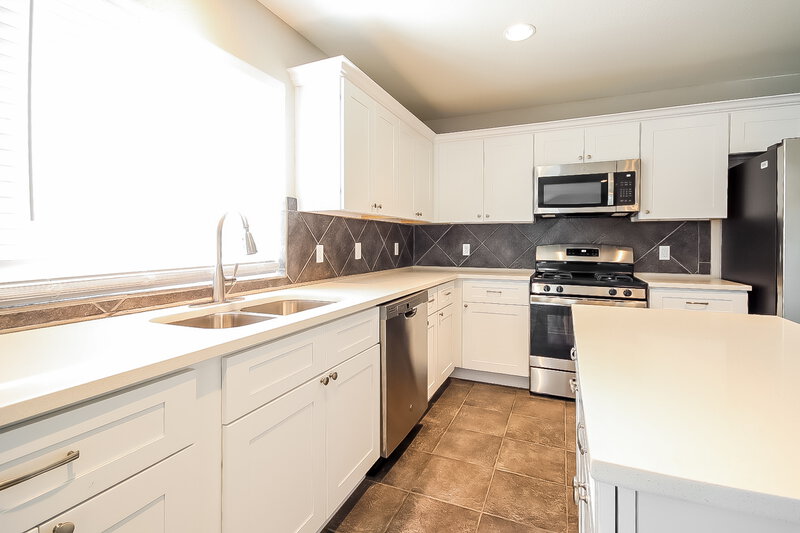 1,960/Mo, 3410 Falcon Trail Ct Spring, TX 77373 Kitchen View 2