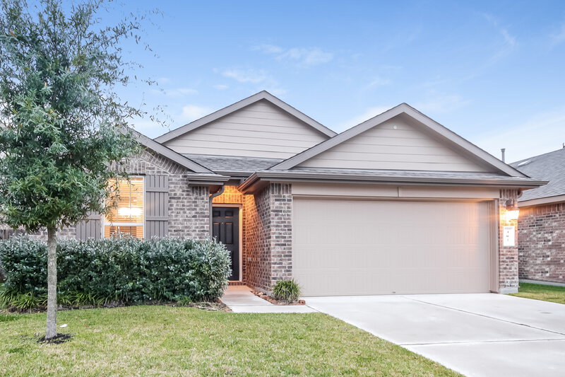 2,120/Mo, 407 Ashley Falls Ln Rosharon, TX 77583 External View
