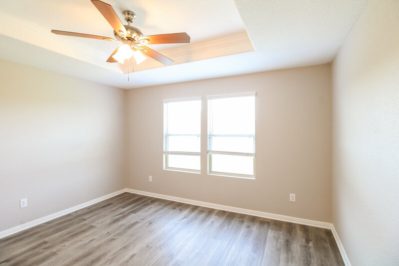 1,805/Mo, 12302 Skyview Amber Ct Houston, TX 77047 Main Bedroom View 2