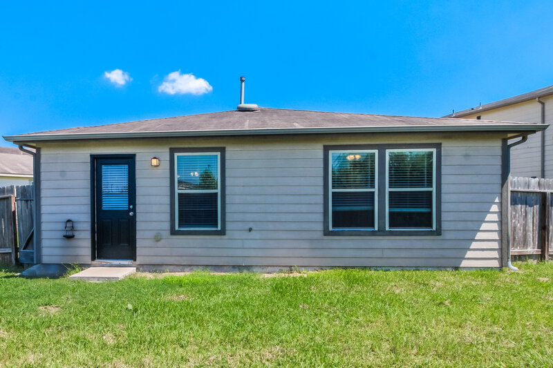 1,805/Mo, 12302 Skyview Amber Ct Houston, TX 77047 Rear View