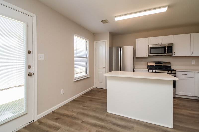 2,115/Mo, 18118 Shady Cypress Ln Cypress, TX 77429 Breakfast Nook View 2
