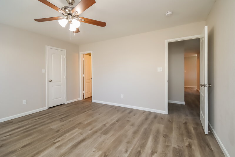 2,115/Mo, 18118 Shady Cypress Ln Cypress, TX 77429 Main Bedroom View