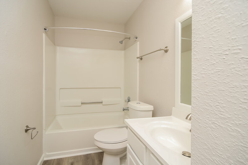 2,115/Mo, 18118 Shady Cypress Ln Cypress, TX 77429 Bathroom View