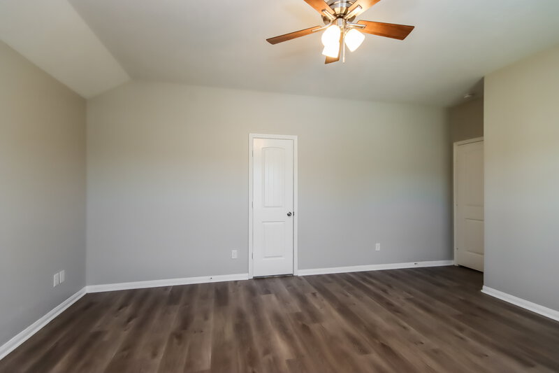 1,815/Mo, 261 Kellyn Ct Conroe, TX 77306 Main Bedroom View 2