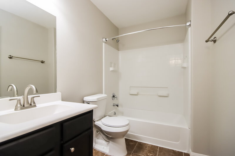 1,815/Mo, 261 Kellyn Ct Conroe, TX 77306 Bathroom View