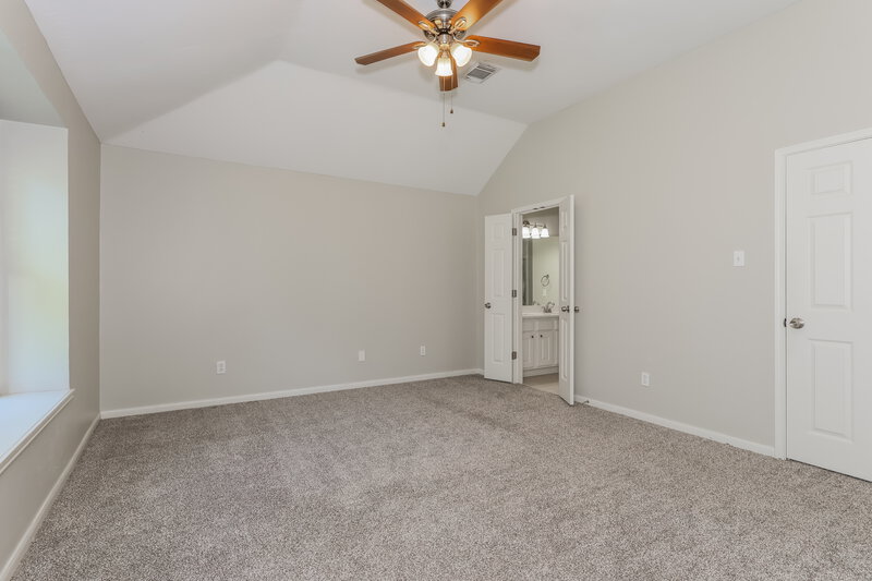 1,875/Mo, 199 S Delta Mill Cir The Woodlands, TX 77385 Main Bedroom View