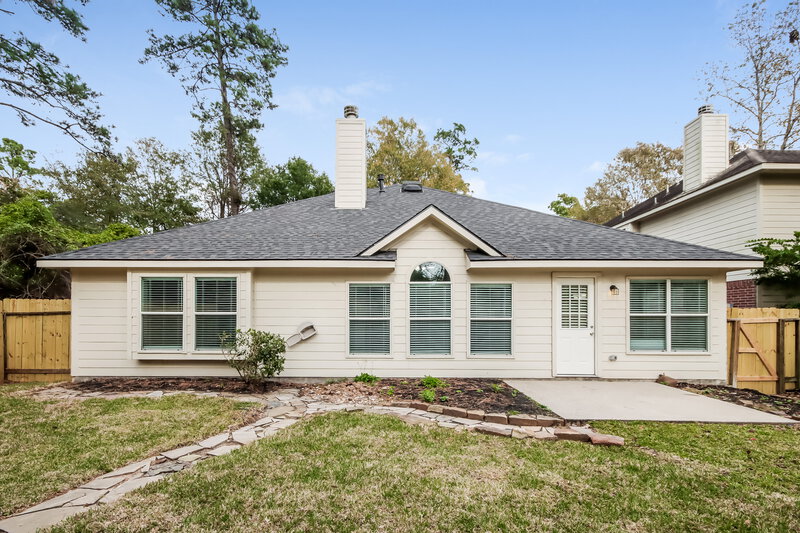1,945/Mo, 199 S Delta Mill Cir The Woodlands, TX 77385 Rear View