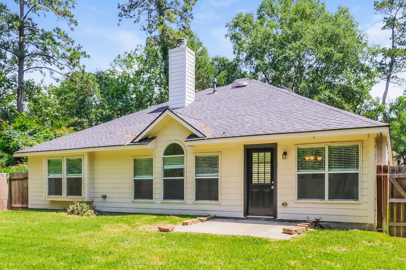 1,875/Mo, 199 S Delta Mill Cir The Woodlands, TX 77385 Rear View
