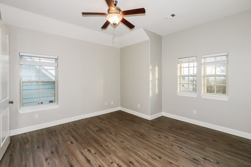 2,180/Mo, 8724 Kempwood Dr Houston, TX 77080 Bedroom View 2
