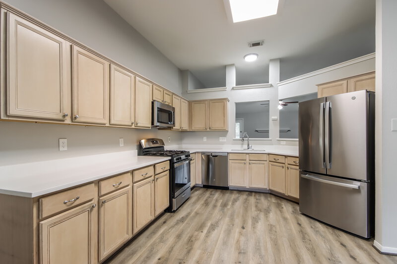 1,890/Mo, 3030 Killdeer Ln Humble, TX 77396 Kitchen View