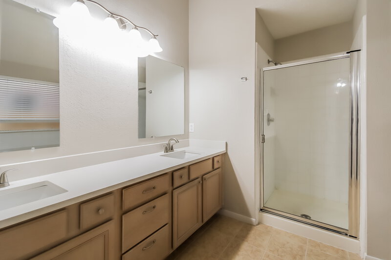 1,785/Mo, 3030 Killdeer Ln Humble, TX 77396 Main Bathroom View