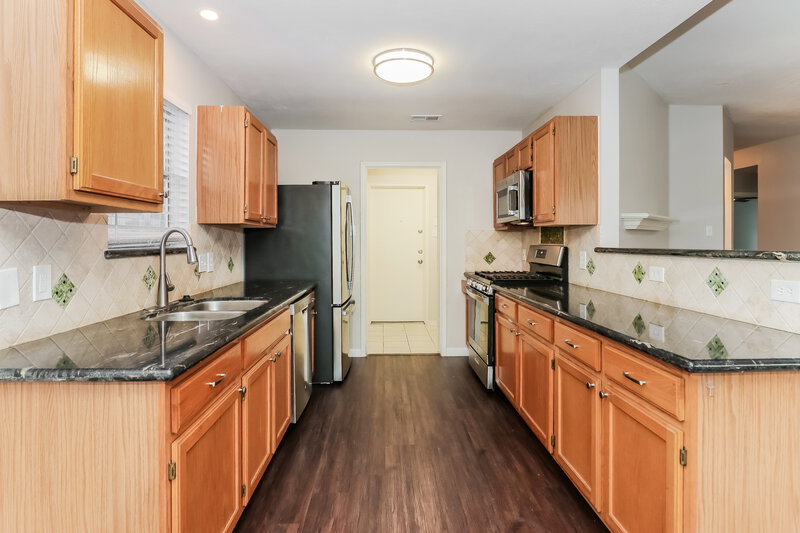 1,800/Mo, 1834 Halstead St Missouri City, TX 77489 Kitchen View
