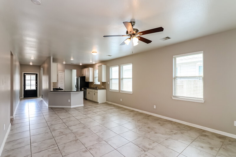 2,385/Mo, 7902 Euphonia Glade Ln Richmond, TX 77407 Living Room View 2