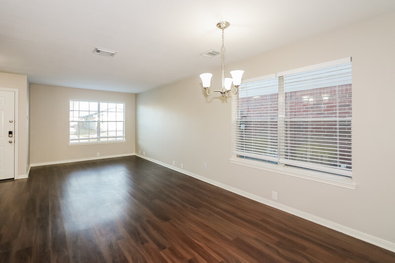 2,640/Mo, 13511 Venice Villa Ln Sugar Land, TX 77498 Living Room View 2