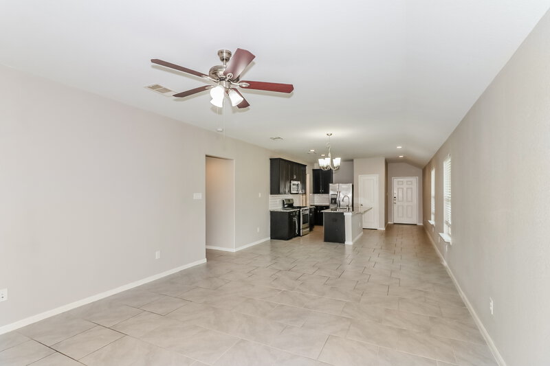 1,940/Mo, 1958 Bravos Manor Ln Fresno, TX 77545 Living Room View 2