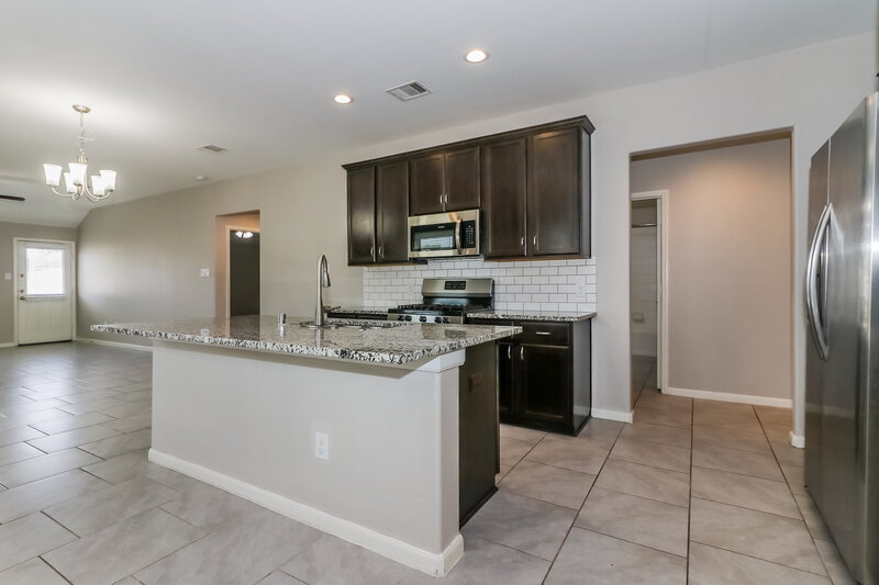 1,940/Mo, 1958 Bravos Manor Ln Fresno, TX 77545 Kitchen View 2