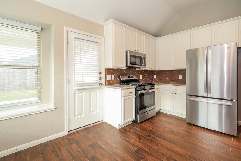 2,105/Mo, 5230 Misty Ln Bacliff, TX 77518 Breakfast Nook View