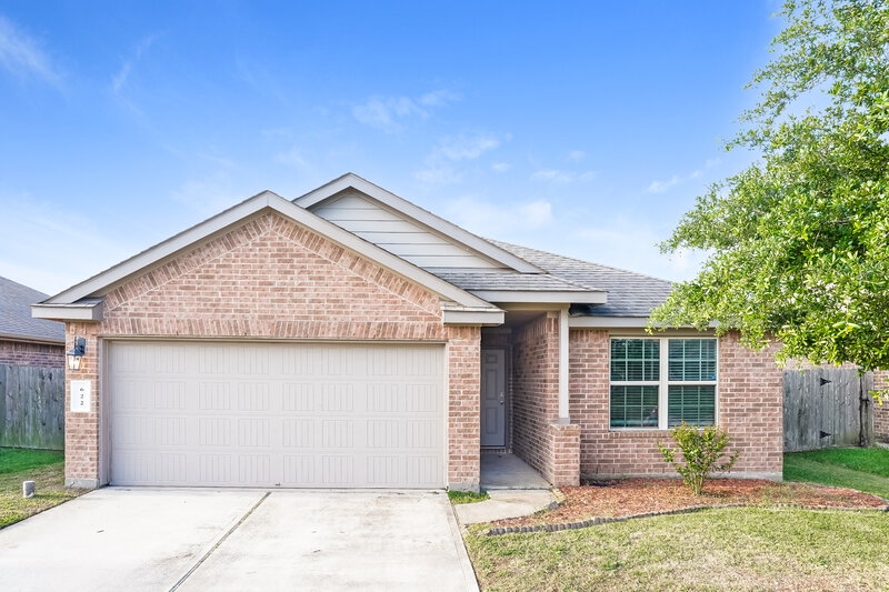 2,000/Mo, 622 Harvest Bluff Dr Rosharon, TX 77583 External View