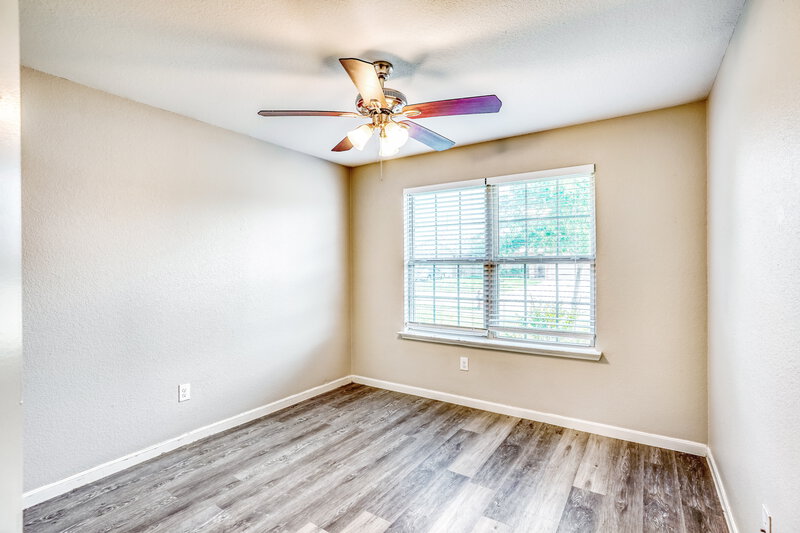 2,000/Mo, 622 Harvest Bluff Dr Rosharon, TX 77583 Bedroom View