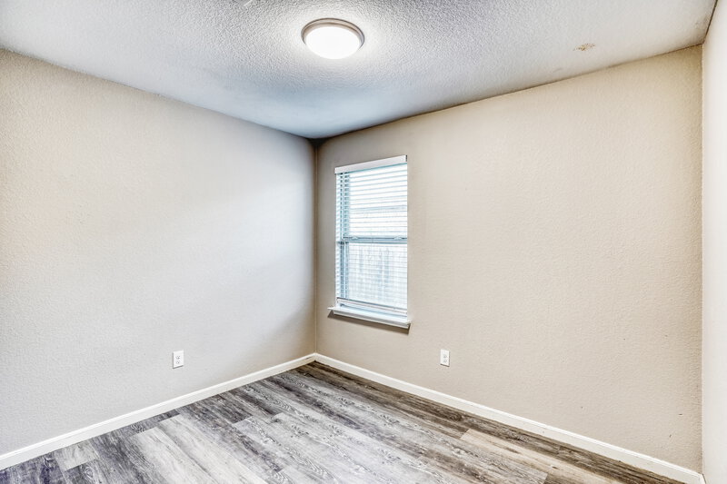 2,000/Mo, 622 Harvest Bluff Dr Rosharon, TX 77583 Bedroom View 2