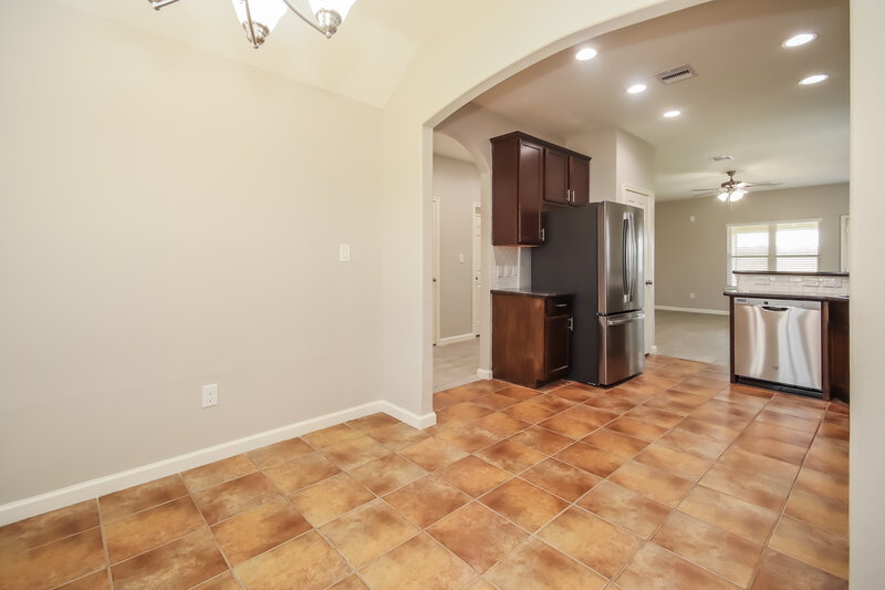 2,050/Mo, 9010 Saint Laurent Ln Houston, TX 77044 Dining Room View