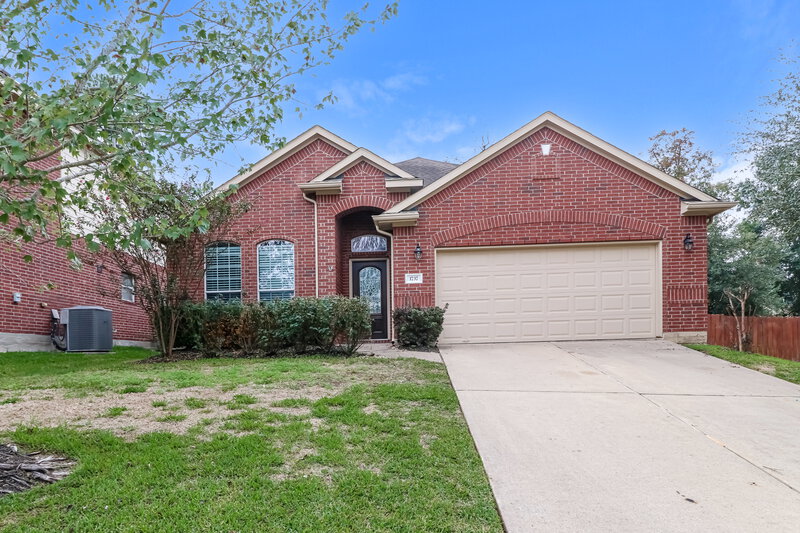 2,005/Mo, 1737 Park Oak Dr Conroe, TX 77304 External View