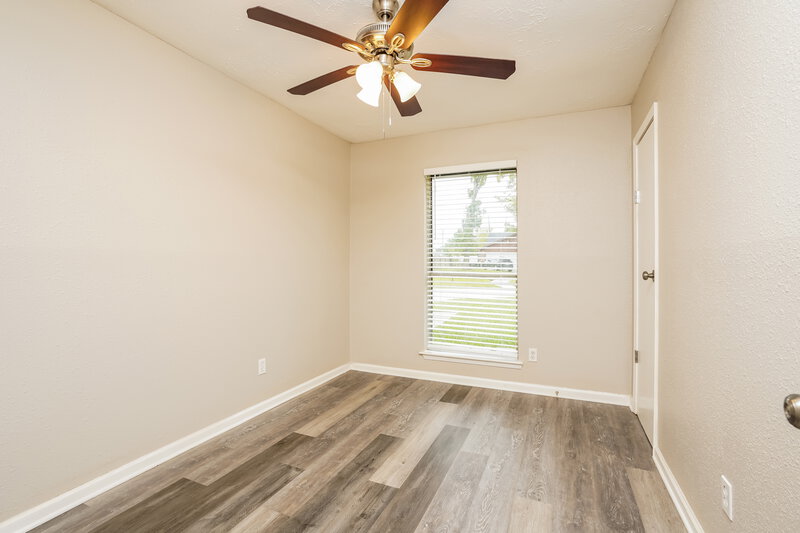 1,680/Mo, 302 Fair Oak Ct Stafford, TX 77477 Bedroom View