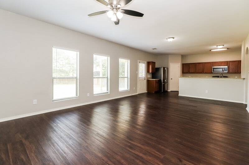 2,265/Mo, 823 Lovebug Ln Conroe, TX 77301 Living Room View