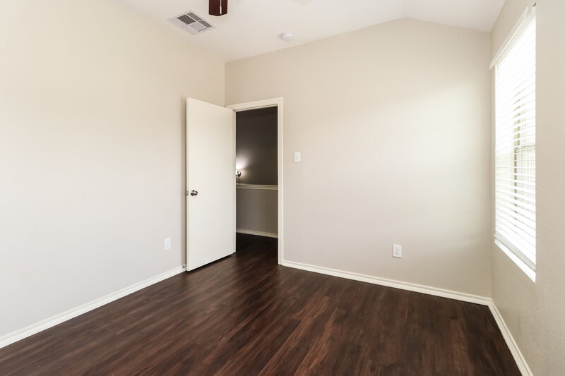 2,265/Mo, 823 Lovebug Ln Conroe, TX 77301 Main Bedroom View