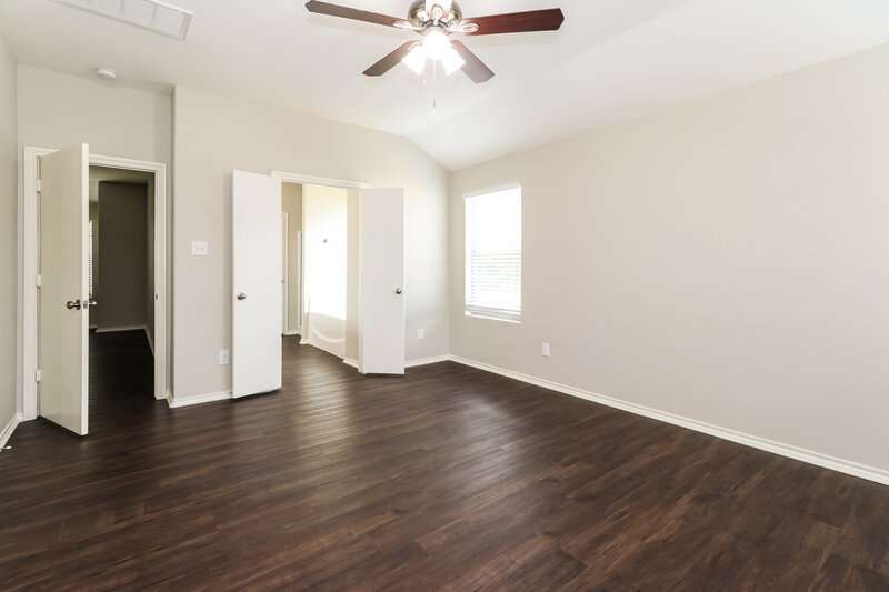2,265/Mo, 823 Lovebug Ln Conroe, TX 77301 Bedroom View