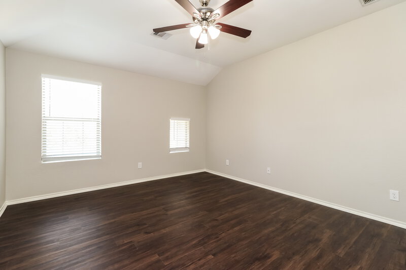 2,265/Mo, 823 Lovebug Ln Conroe, TX 77301 Bedroom View 2
