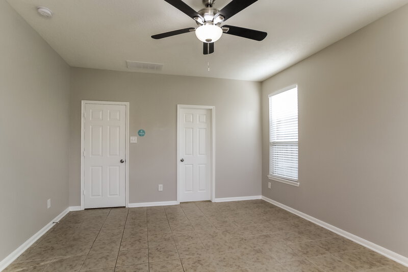 2,360/Mo, 12923 Pentland Downs St Houston, TX 77044 Main Bedroom View 2