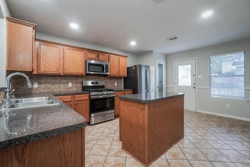 2,265/Mo, 23503 Maple View Dr Spring, TX 77373 Kitchen View