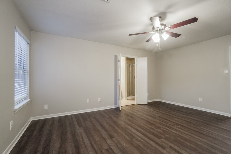 2,265/Mo, 23503 Maple View Dr Spring, TX 77373 Main Bedroom View 2