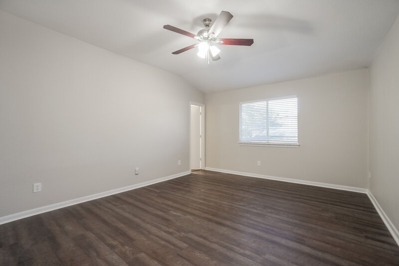 2,265/Mo, 23503 Maple View Dr Spring, TX 77373 Bedroom View 3