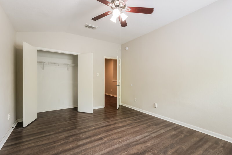 2,735/Mo, 23503 Maple View Dr Spring, TX 77373 Bedroom View