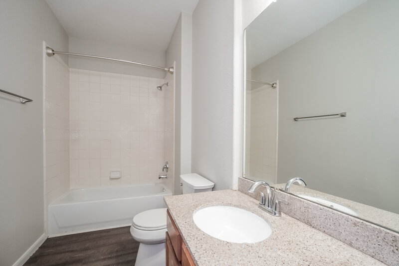 2,265/Mo, 23503 Maple View Dr Spring, TX 77373 Bathroom View