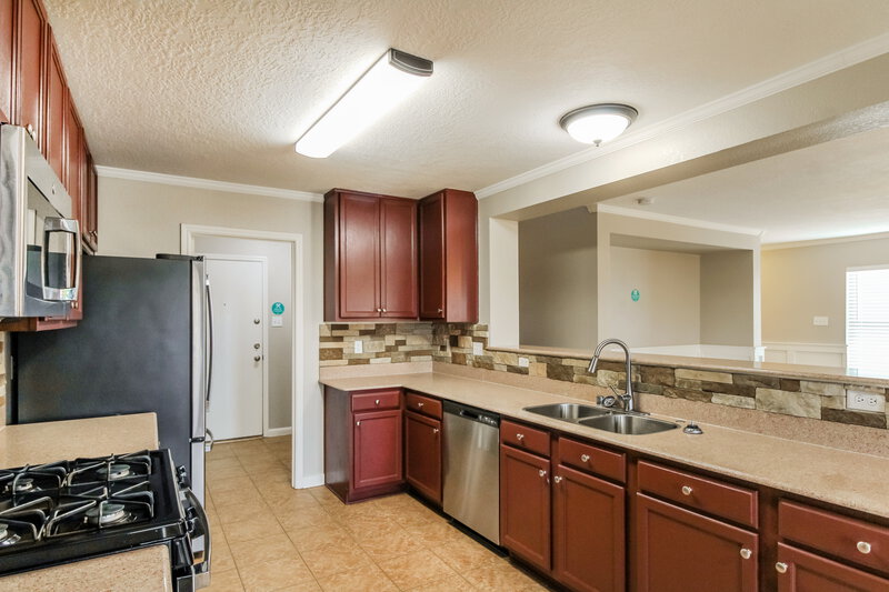 1,855/Mo, 7807 Pasture Spring Ln Cypress, TX 77433 Kitchen View