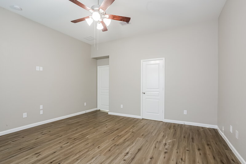 2,310/Mo, 5215 Gulf Stream Ln Bacliff, TX 77518 Bedroom View 2