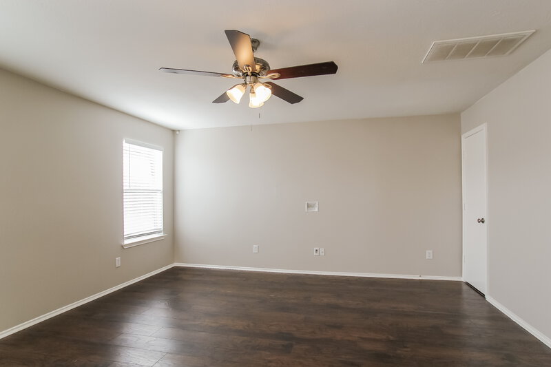 2,120/Mo, 17338 Wigeon Way Dr Humble, TX 77396 Living Room View
