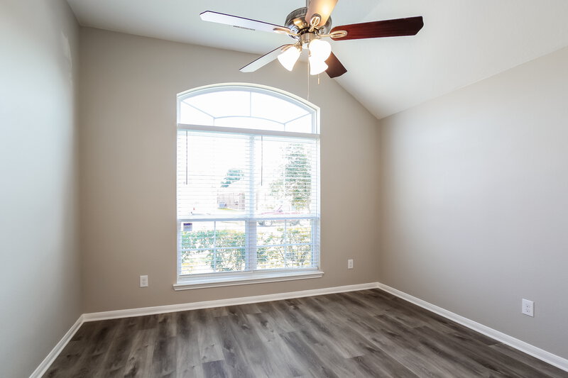 2,435/Mo, 4218 Leafy Bough Ct Humble, TX 77346 Bedroom View