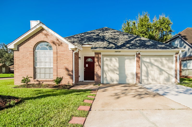 2,010/Mo, 14534 County Cress Dr Houston, TX 77047 External View