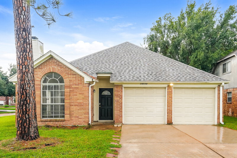 1,900/Mo, 14534 County Cress Dr Houston, TX 77047 External View
